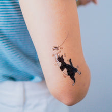 Load image into Gallery viewer, Black & White Cat Combo Tattoo ManE Ink HK Tattooist LAZY DUO Comic Style Playful Black Cat White Cat Tattoo Stickers 美漫風格黑貓紋身白貓玩耍合體技浪浪不哭喵咪寵物刺青香港紋身貼紙Kitten Tattoo Ideas Neko Tattoo Meow Animal Pet Tattoos HK Temporary Tattoo Sticker Water Color Tattoo LAZY DUO Tattoo Shop Hong Kong HK 紋身師設計印刷訂做客製 Custom Temporary Tattoo Event Printing Tattooist artist HK tattoo shop MANE INK Tattooer Tattoo Artist Taiwan fine line ornament tattoo 台灣製 刺青師紋身師