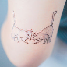 Load image into Gallery viewer, Black & White Cat Combo Tattoo ManE Ink HK Tattooist LAZY DUO Comic Style Playful Black Cat White Cat Tattoo Stickers 美漫風格黑貓紋身白貓玩耍合體技浪浪不哭喵咪寵物刺青香港紋身貼紙Kitten Tattoo Ideas Neko Tattoo Meow Animal Pet Tattoos HK Temporary Tattoo Sticker Water Color Tattoo LAZY DUO Tattoo Shop Hong Kong HK 紋身師設計印刷訂做客製 Custom Temporary Tattoo Event Printing Tattooist artist HK tattoo shop MANE INK Tattooer Tattoo Artist Taiwan fine line ornament tattoo 台灣製 刺青師紋身師