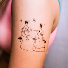 Load image into Gallery viewer, FRIDA KAHLO ARTIST MEXICO Realistic Artistic Tattoo Sticker Color Metallic Tattoo預約紋身貼紙設計印刷訂製作DIY Waiman Tattoo Artist 香港原創手繪刺青紋身貼紙 LAZY DUO Premium  High Quality Temporary Tattoo Stickers Professional Printing Tattoo Shop Hong Kong Customise Custom Small Order 自訂客製少量印刷大量批發特快專業優質彩色金屬色廣告宣傳禮品 Gift Promotion Advertising