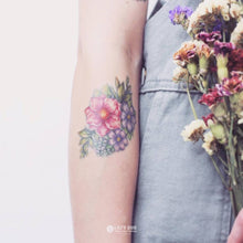 Load image into Gallery viewer, J06・Flower &amp; Animal Tattoos Set - LAZY DUO TATTOO
