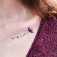 Load image into Gallery viewer, Delicate Floral Tattoo Watercolor Flower Tattoo LAZY DUOTemporary Tattoo Little Tattoo Small Tattoo 迷你水彩花刺青紋身 Rose Tattoo Sticker Fineline HK Hong Kong 刺青紋身貼紙 香港刺青圖案 印刷訂做客製 Custom Temporary Tattoo artist HK tattoo shop Hong Kong 迷你刺青 韓式刺青紋身 small tattoo design Minimal Tattoo little tattoo idea sketchy tattoo floral tattoo ankle wrist tattoo back tattoo Taiwan