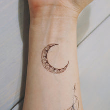 Load image into Gallery viewer, J19・Key & Compass Tattoos Set - LAZY DUO TATTOO