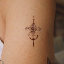 Load image into Gallery viewer, J09・Floral Alchemist Tattoos Set - LAZY DUO TATTOO