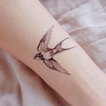 Load image into Gallery viewer, Delicate Watercolor Swallow Tattoos - LAZY DUO TATTOO Swallow Tattoo, Bird tattoo, Realistic Color Temporary tattoo Sticker, Fun Animal tattoo, Fake Tattoo, Swallow pair tattoo, bohemian Tattoo 燕子刺青 LAZY DUO Temporary Tattoo Sticker - Swallow Tattoo Hong Kong Mane Ink 香港紋身貼紙 女紋身師 燕子刺青 LAZY DUO Temporary Tattoo Sticker - Swallow Tattoo Hong Kong Mane Ink 香港紋身貼紙 女紋身師