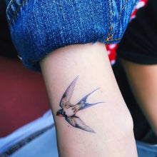 Load image into Gallery viewer, Delicate Watercolor Swallow Tattoos - Swallow Tattoo, Bird tattoo, Realistic Color Temporary tattoo Sticker, Fun Animal tattoo, Fake Tattoo, Swallow pair tattoo, bohemian Tattoo 燕子刺青 LAZY DUO Temporary Tattoo Sticker - Swallow Tattoo Hong Kong Mane Ink 香港紋身貼紙 女紋身師 燕子刺青 LAZY DUO Temporary Tattoo Sticker - Swallow Tattoo Hong Kong Mane Ink 香港紋身貼紙 女紋身師 LAZY DUO TATTOO