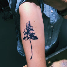 Load image into Gallery viewer, Silly Cat with Flower Tattoo - LAZY DUO TATTOO