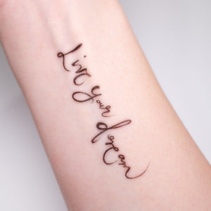 Live your dream - Rainbow color Calligraphy Lettering Tattoo Sticker (Rainbow, Red, Black)