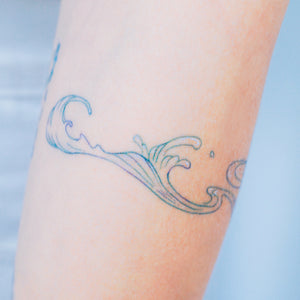 Koi fish and Wave Tattoo LAZY DUO TATTOO Japanese Realistic Temporary Tattoo design by mane.ink 香港刺青 紋身貼紙 tattoo hong kong minimal color tattoo 動物刺青 彩色刺青 女刺青師 認領圖日系小清新 韓國刺青 hongkongtattoo 香港女紋身師 Japanesetattoo TattooShopHK hktattooshop tattooartist hongkongtattoo tattoohongkong 香港紋身 香港刺青 tattooist 紋身貼紙 鯉 oceantattoo colortattoo 彩色刺青 海浪刺青 動物刺青 浪浪香港紋身貼紙刺青紋身師設計印刷訂做客製 Custom Temporary Tattoo Event Printing Tattooist artist HK tattoo shop MANE