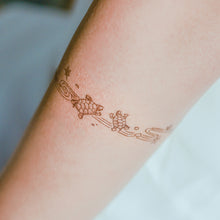 Load image into Gallery viewer, Japanese Pond Turtle Tattoo Band - LAZY DUO TATTOO Japanese Tattoo design by Mane ink Tattooist 池龜香港刺青 紋身貼紙 tattoo hong kong minimal color tattoo 動物刺青 彩色刺青 女刺青師 認領圖日系小清新 韓國刺青 hongkongtattoo 香港女紋身師 Japanesetattoo TattooShopHK hktattooshop tattooartist hongkongtattoo tattoohongkong 香港紋身 香港刺青 tattooist 紋身貼紙 鯉 oceantattoo colortattoo 彩色刺青 海浪刺青 動物刺青 浪浪香港紋身貼紙刺青紋身師設計印刷訂做客製 Custom Temporary Tattoo Event Printing Tattooist artist HK tattoo shop MANE
