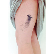 Load image into Gallery viewer, Jellyfish Tattoo - LAZY DUO TATTOO
