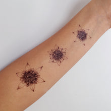 Load image into Gallery viewer, J16・Flower Dream Tattoos Set - LAZY DUO TATTOO
