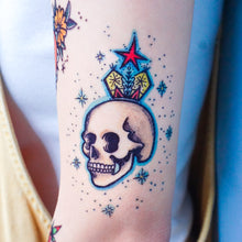 Load image into Gallery viewer, Old School Skull &amp; Rose Tattoo - LAZY DUO TATTOO
