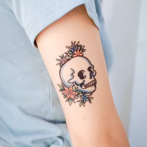 Old School Skull & Rose Tattoo - LAZY DUO TATTOO