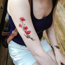 Load image into Gallery viewer, Large Red Poppy Flower Tattoo｜LAZY DUO TEMPORARY TATTOO STICKER SHOP HK Tattoo Design Store HK HONG KONG Rib Tattoo 紋身貼紙 香港紋身認領圖 文青 美式花紋身tattoohk hongkongtattoo 小圖刺青 fine-line tattoo 簡約刺青 minitattoo linetattoo tattooartist 香港刺青 MANE INK 
