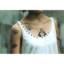 Load image into Gallery viewer, Rococo Spiky Heart Lock Tattoo - LAZY DUO TATTOO
