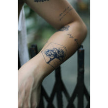 Load image into Gallery viewer, Rose &amp; Polygon Tattoos - LAZY DUO TATTOO
